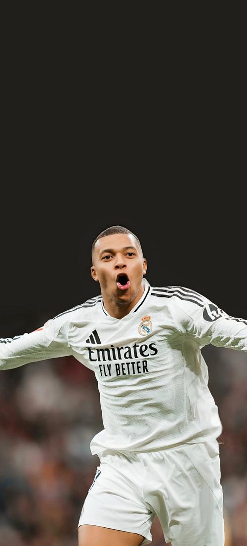 TA：拜仁因迪亚斯更具穿透力，红军逼抢强度因失去他而下降（TA：迪亚斯提升拜仁纵深威胁，红军失去他后逼抢锐度下滑）