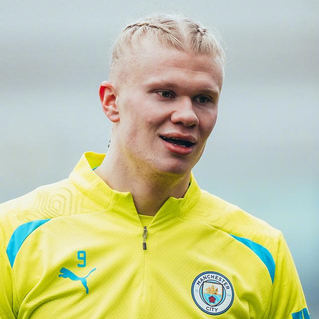 大四喜：姆巴佩vs奥林匹亚科斯个人集锦（姆巴佩四球之夜：对阵奥林匹亚科斯个人集锦）