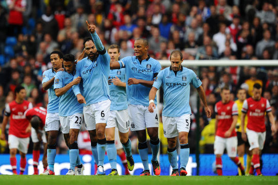 重庆铜梁龙冲超成功，重庆足球时隔4个赛季重返中超（重庆铜梁龙成功升超，重庆足球时隔四个赛季再战中超）