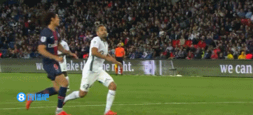 足球中超多队开始集训，主帅强调体能储备（中超多队陆续开训 主帅着重强调体能储备）