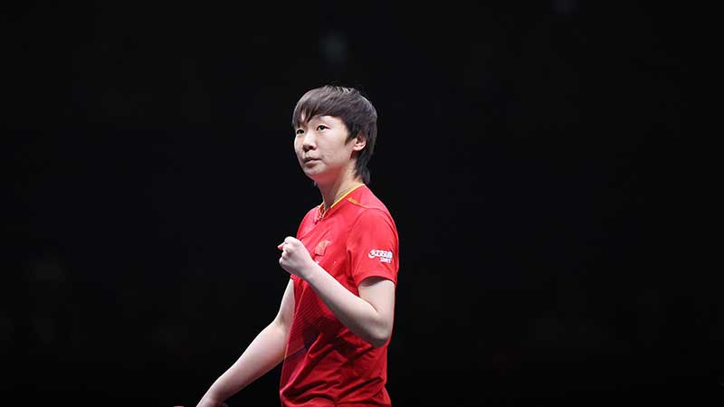 当志愿者在残特奥会：需要时我在你身旁，拼搏时我为你鼓掌（残特奥志愿者：你需要时我相伴，你拼搏时我喝彩）