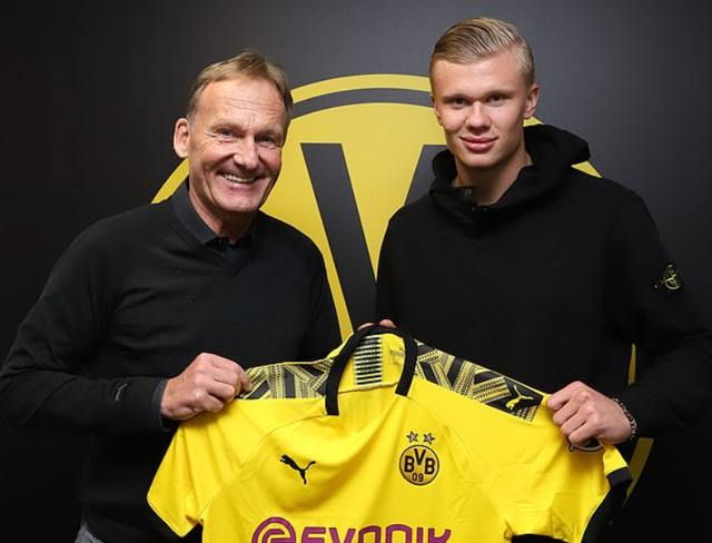 官方：梅西当选2025美职联MVP，其连续两年获得该奖项（官宣：梅西当选2025年美职联MVP，连续两年加冕）